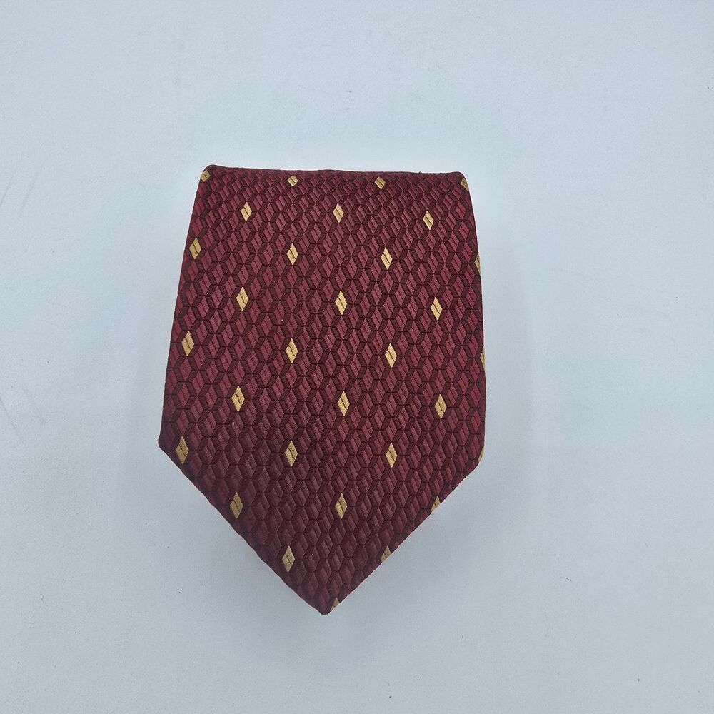 Mens Necktie Jos. A. Banks Silk, Suit, Formal, Size 59 x 4 Inches Red vintage